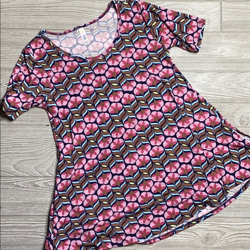 Lularoe Perfect Tee, size XS